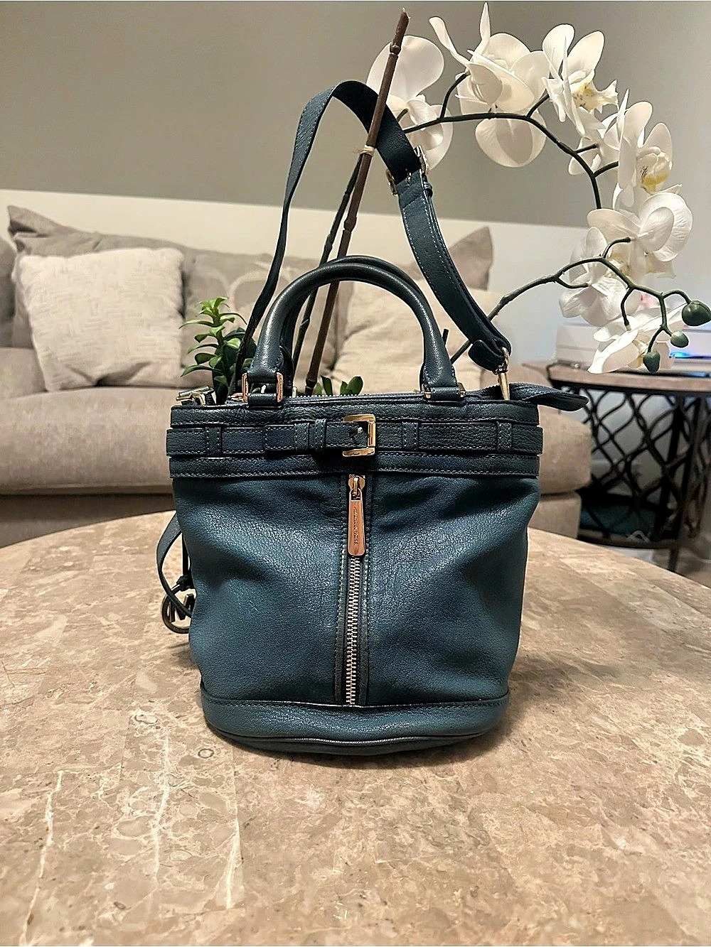 MICHAEL Kors Leather Shoulder Bag in Blue